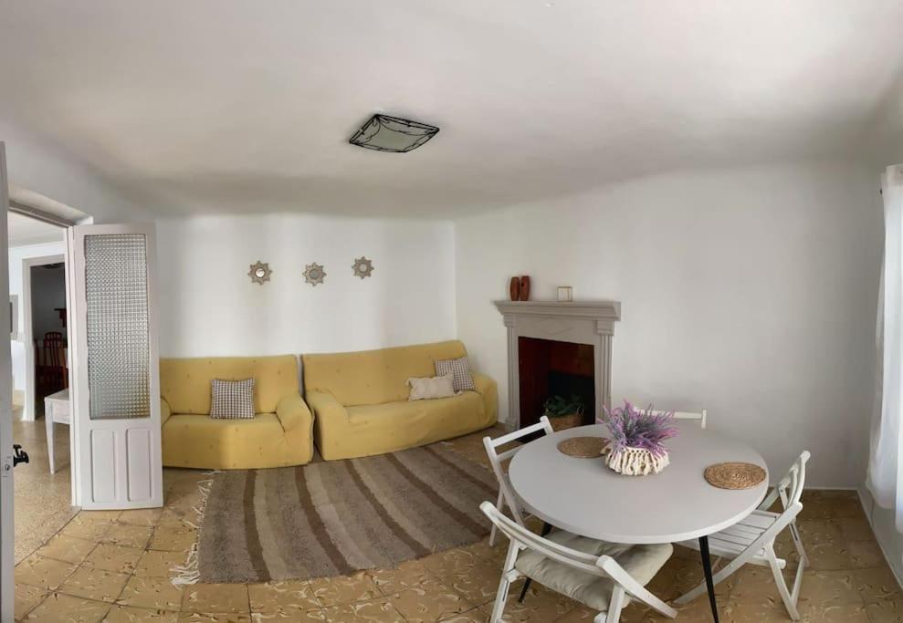 فيلا Vivienda Rural El Cerro Siles المظهر الخارجي الصورة