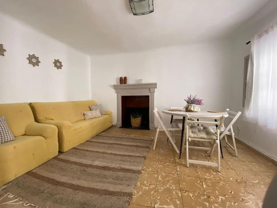 فيلا Vivienda Rural El Cerro Siles المظهر الخارجي الصورة