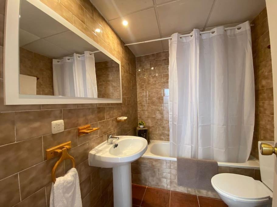 فيلا Vivienda Rural El Cerro Siles المظهر الخارجي الصورة